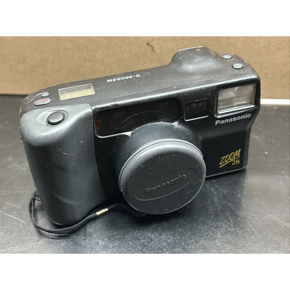Panasonic C-3000ZM Zoom 28 Camera 35 mm Compact Camera Vintage - Not Tested